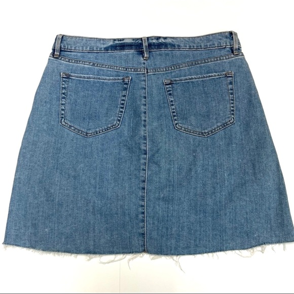 Denim Jean skirt with embroidery. Mini. ANA brand Size 6 - Picture 2 of 5